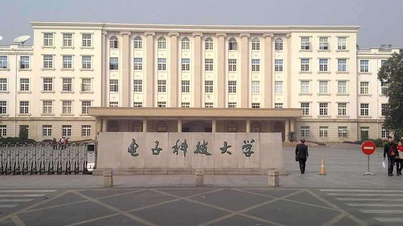 汽车电子代工：揭秘优质生产厂家的核心要素